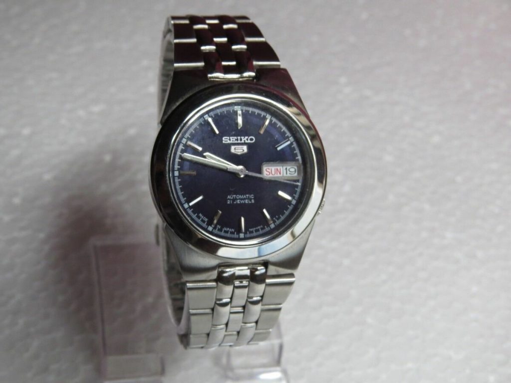 Branded vintage watches online, Used Branded watches online from Jordan ...