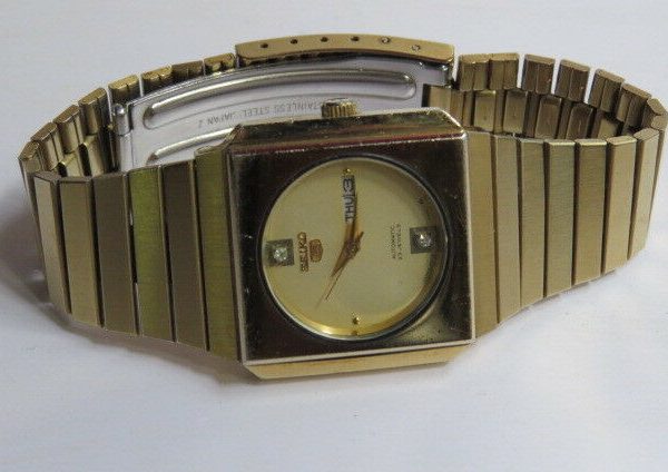 Seiko wrist watch online price