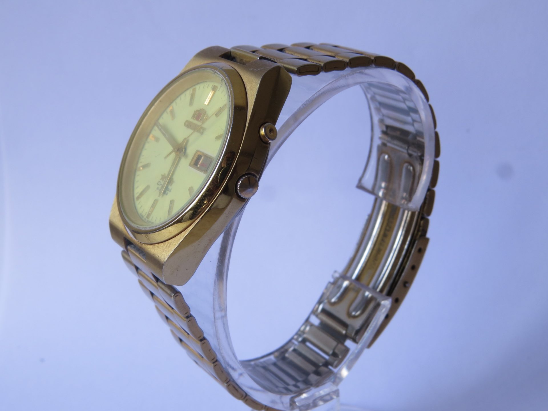 IMG_3500 Vintage Made in Japan ORIENT 3 Star Automatic 21 Jewels Men's Watch I Radium Dial ( Glow in Dark ) I 37 mm Case Dia . Model No. EMIT-A2 - CA | B8042 - Image 3