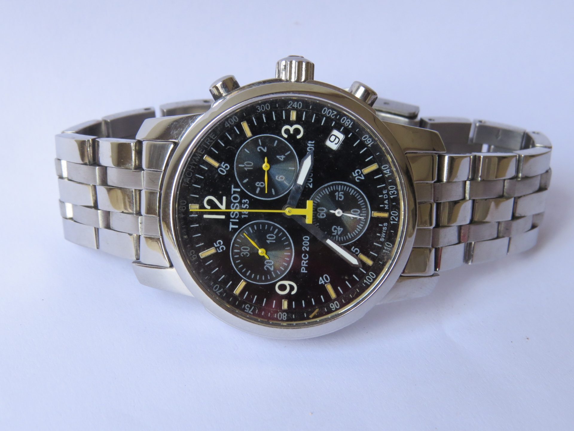 IMG_3672 Pre Owned Swiss TISSOT PRC 200 Quartz Choronograph watch for Men I Polished I 40 mm Case Dia I Neat Condition I No Scratches I Model No. T 461 SKM BA 80237 : B9013 - Image 5