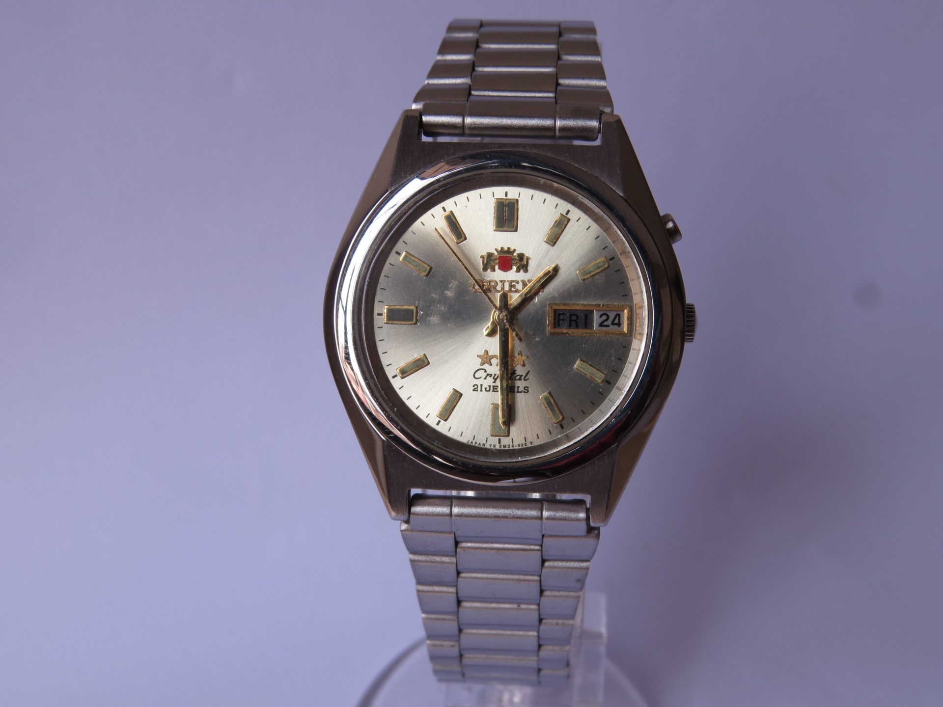 IMG_3717 Pre owned Light use Made in Japan ORIENT 3 Star Crystal Automatic 21 Jewels Men's Watch I Neat Condition I 36 mm Case Dia I Light Golden Dial I Model No. 469WA7 - 66 - CA | B9018 - Image 2
