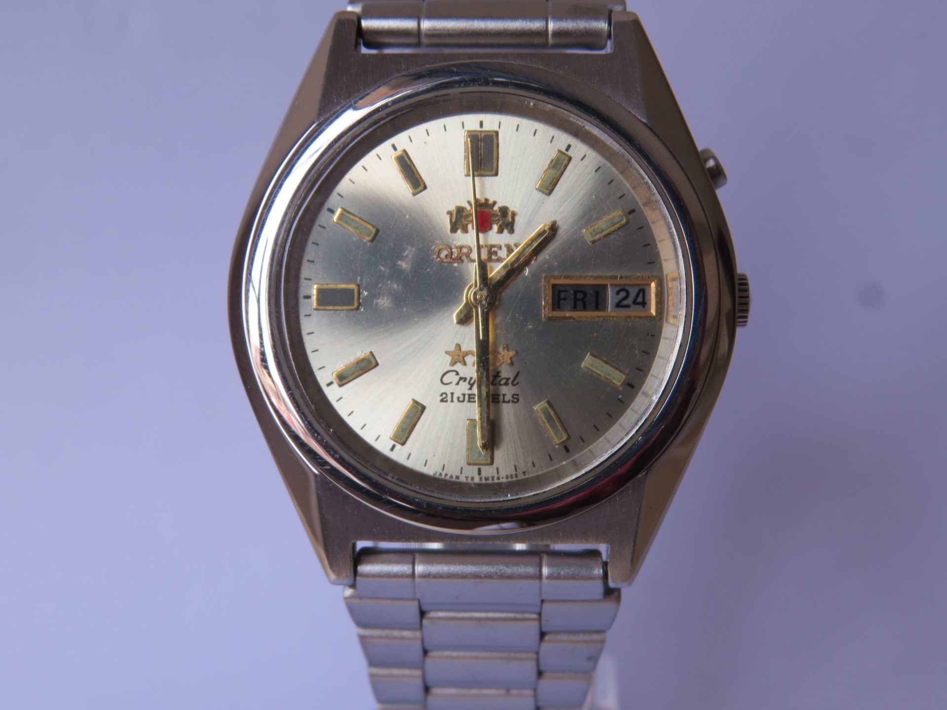 IMG_3718 Pre owned Light use Made in Japan ORIENT 3 Star Crystal Automatic 21 Jewels Men's Watch I Neat Condition I 36 mm Case Dia I Light Golden Dial I Model No. 469WA7 - 66 - CA | B9018 - Image 3