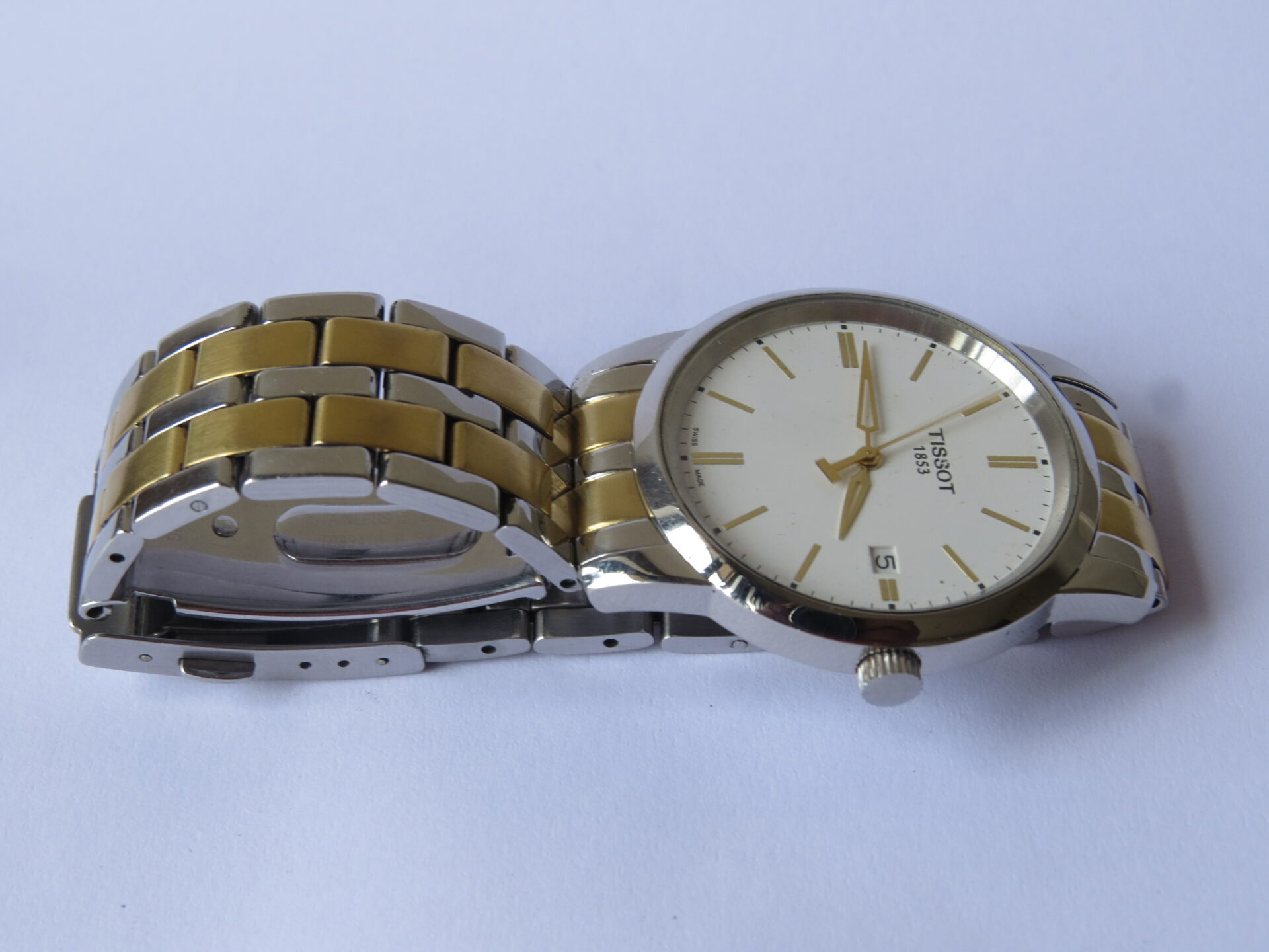 pre owned Tissot T Classic quartz watch for sale india pre owned Tissot T Classic quartz watch for sale india