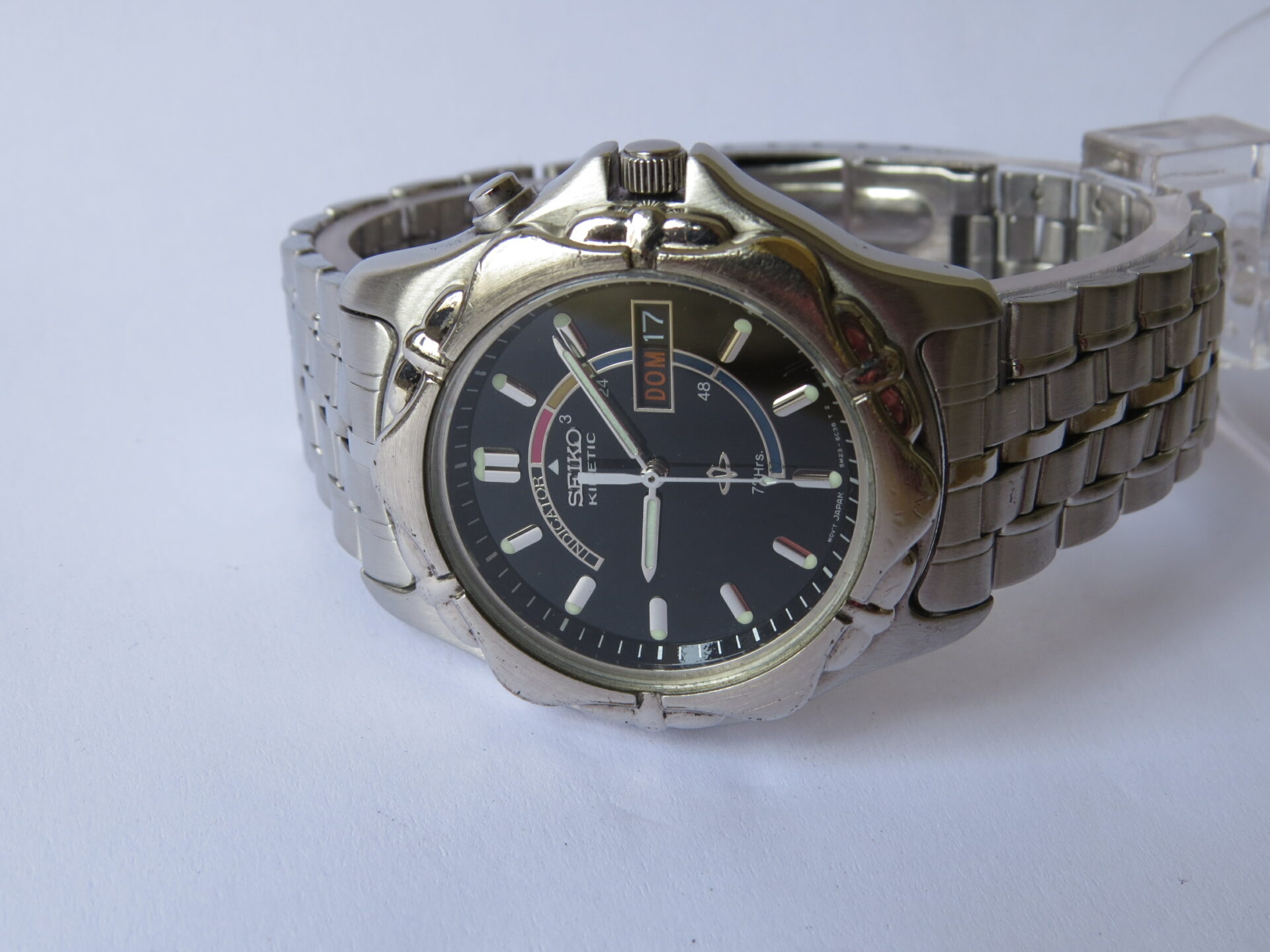 IMG_4171 Pre Owned Made in Japan SEIKO Kinetic Quartz Men's Watch : 21 Jewels I Black Dial I Neat Condition I 39 MM Case Dia : Black Dial : No. 5M23 - 6873 | B1013 - Image 2