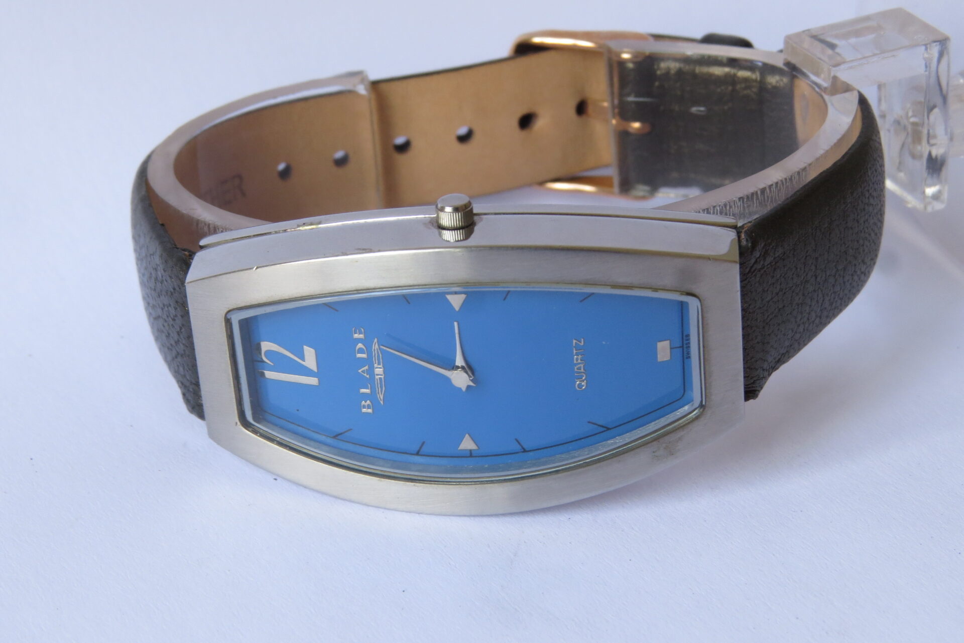 IMG_6235 New Swiss Precition BLADE Quartz wrist watch for Women I Beautiful Model I 35 x 50 mm Case Dia I Oval Shape Blue Dial I Model No. 2054LSS- B1606 - Image 5