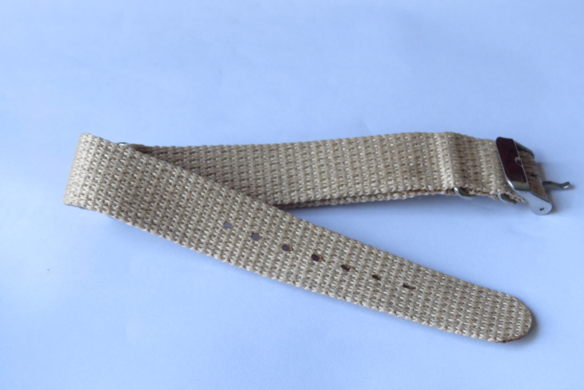 IMG_6416 Classic Khaki Nylon NATO Watch Strap – Military Style Replacement Watch Band - 18 MM - Image 3
