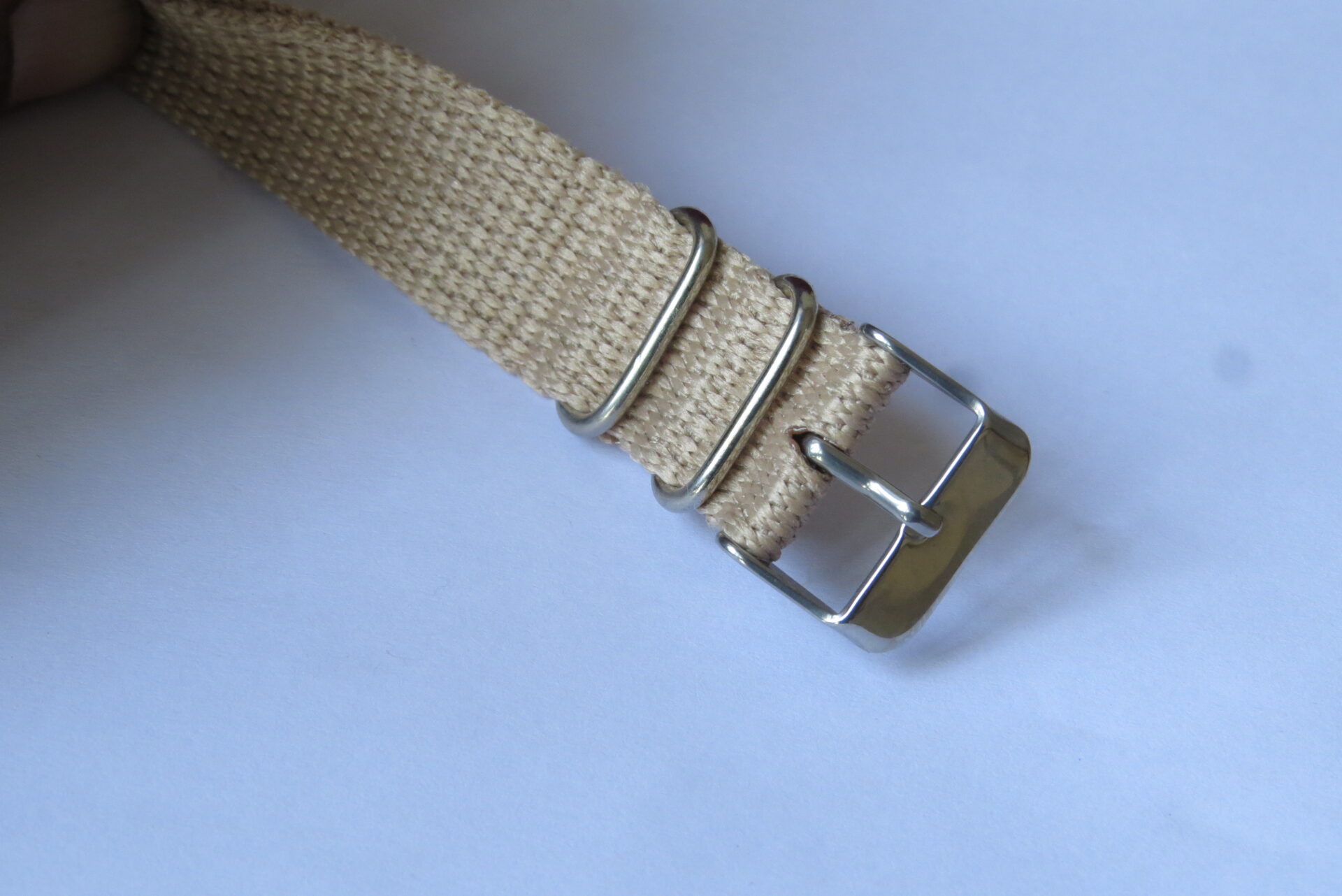 Classic Khaki Nylon NATO Watch Strap – Military Style Replacement Watch Band for sale in india Classic Khaki Nylon NATO Watch Strap – Military Style Replacement Watch Band for sale in india