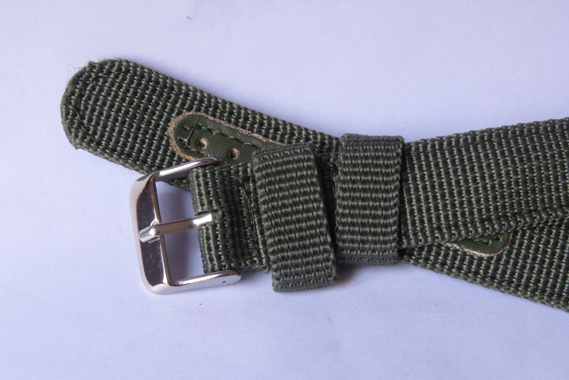 IMG_6422 Classic Olive Green Nylon Watch Strap – Heavy-Duty Replacement Watch Band - 18 MM - Image 2