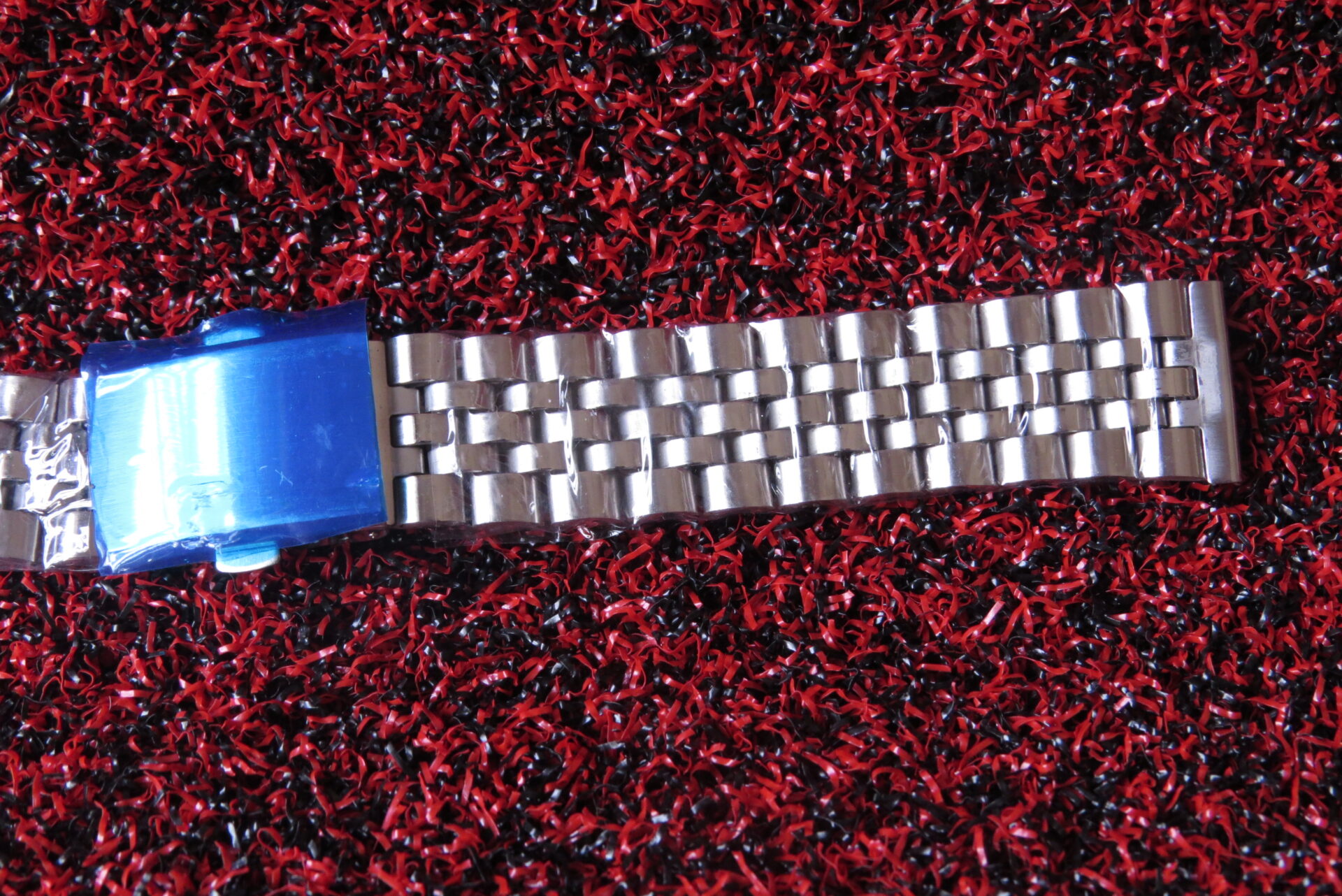 IMG_6485 Classic Stainless Steel Jubilee Watch Bracelet – Replacement Metal Watch Band - 18 MM - Image 2